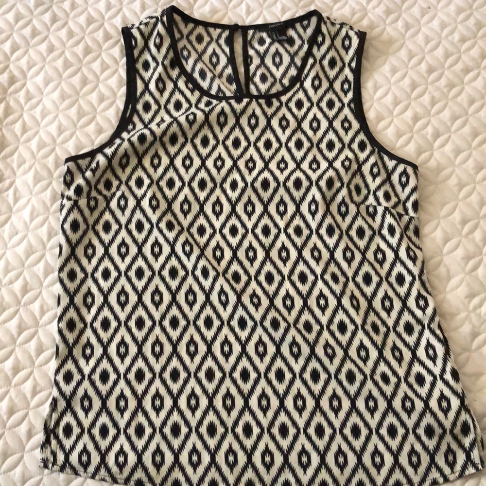 Forever 21 sleeveless blouse.